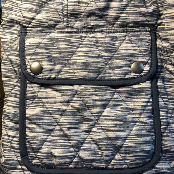 CROFT & BARROW LIGHT BLUE STRIPLE WOMENS 2 POCKESTS SLEEVELESS SIZE M WG - Picture 2 of 9